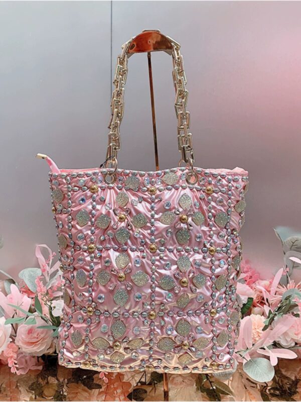 X21261 Studded Lattice Chain Tote Pink